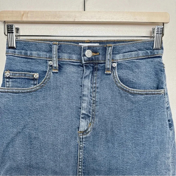 Aritzia Womens 2 Wilfred Free Cut Off Denim Skirt  Mini Raw Step Hem - Picture 5 of 11